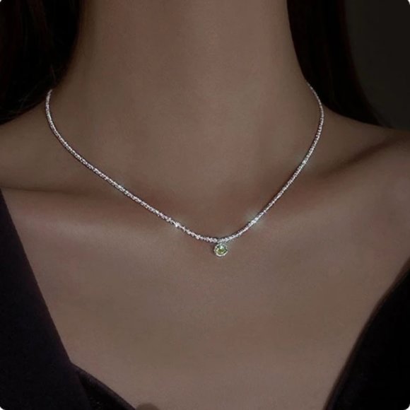 🍏50% OFF/3+...Silver Plated Necklace with Green Crystal Pendant - Picture 1 of 16